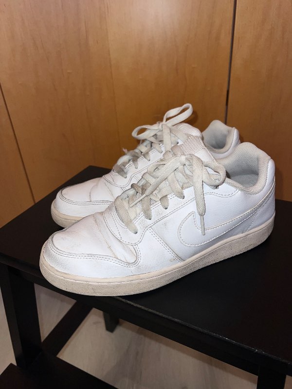 Nike hvítir skór