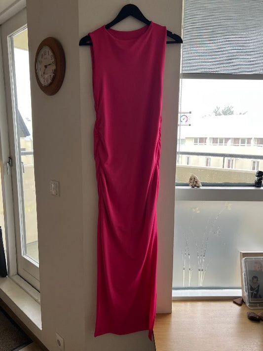 Bleikur síðkjóll Shein eins og nýr