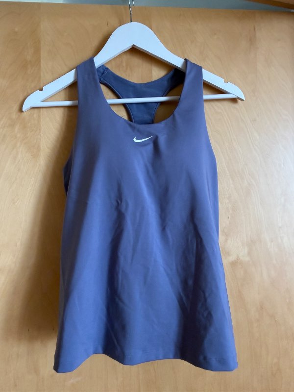 Nike fjólublár