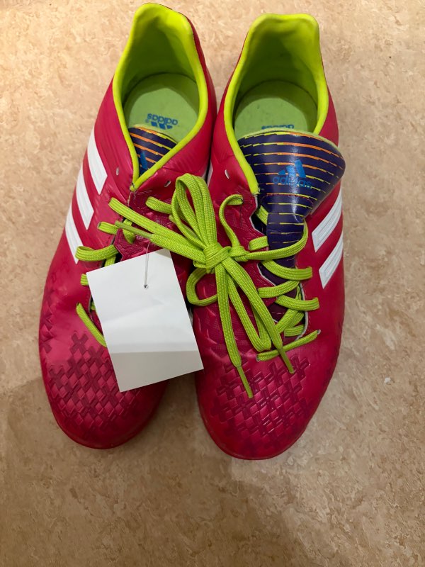 Adidas skór