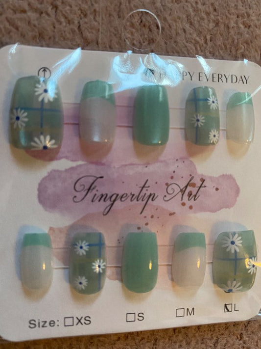 Press on nails