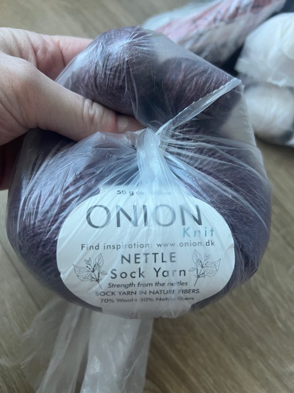 Onion sokkagarn