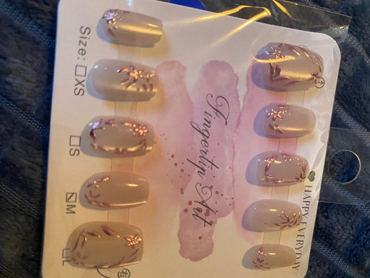 Ljósar/skraut press on nails