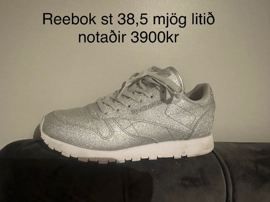 Reebook glimmer silfur skór 38,5 lítið notaðir