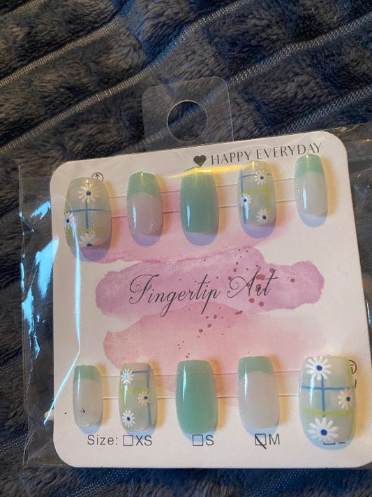 Grænar press on nails