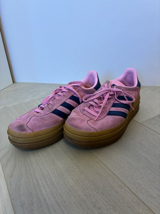 Adidas Gazelle bleikir