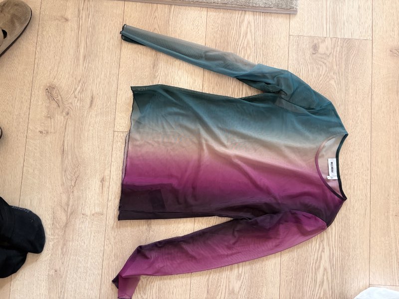Weekday mesh ombre