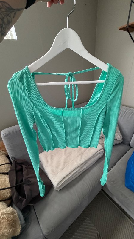 grænn flare sleeves