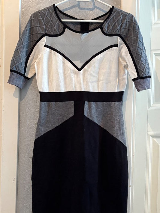 Karen millen kjóll