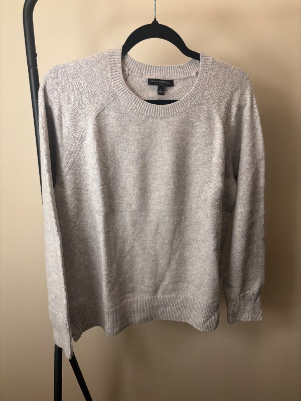 Banana Republic grá