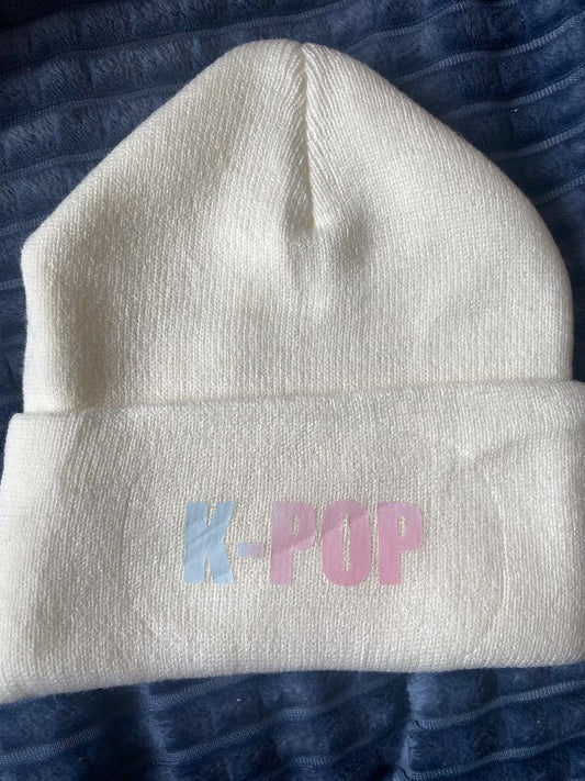 Hvít K-pop húfa