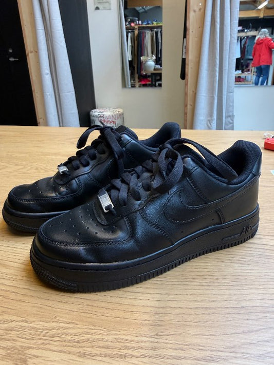 Nike Air Force Svartir