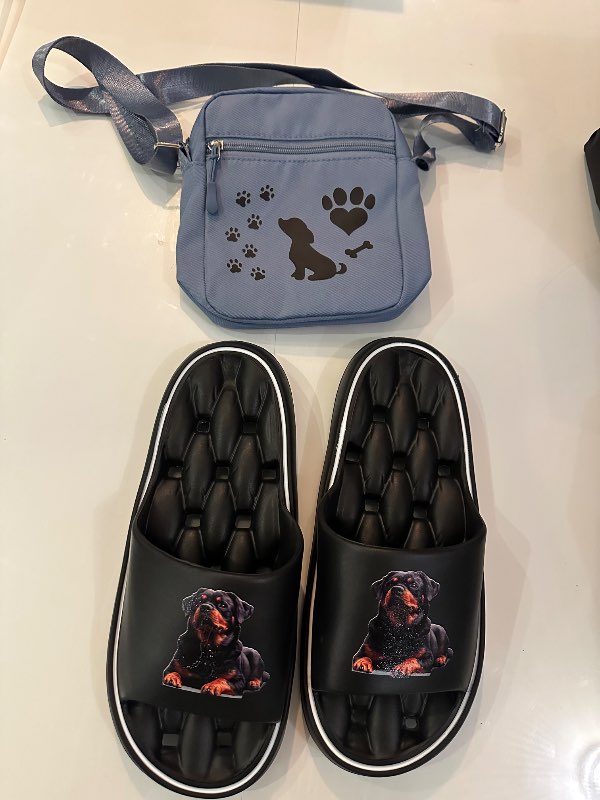 Rottweiler inniskór ný svartir 42