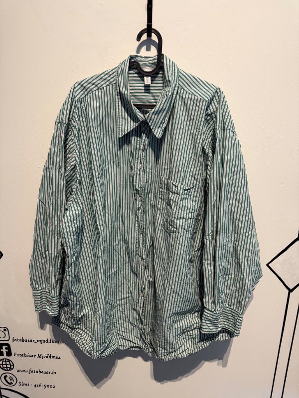 Græn m/röndum skyrta