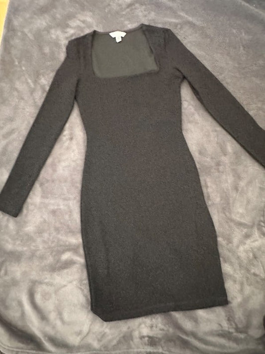 H&M glimmerkjóll