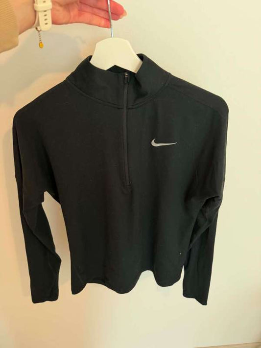 Nike hálfrennd peysa, svört