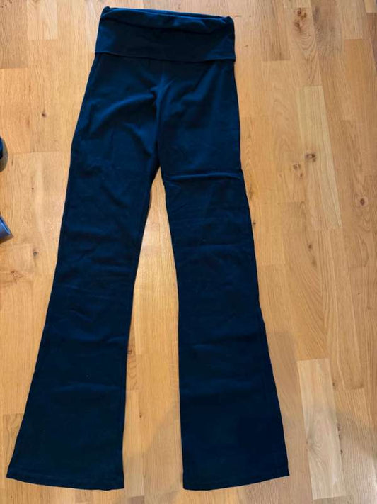 Pull & Bear buxur, svartar