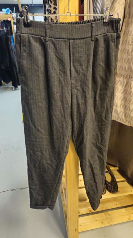 Bershka buxur