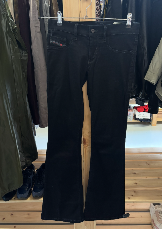 Diesel Svartar Gallabuxur
