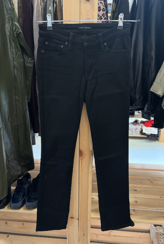 Lucky Brand Svartar Gallabuxur