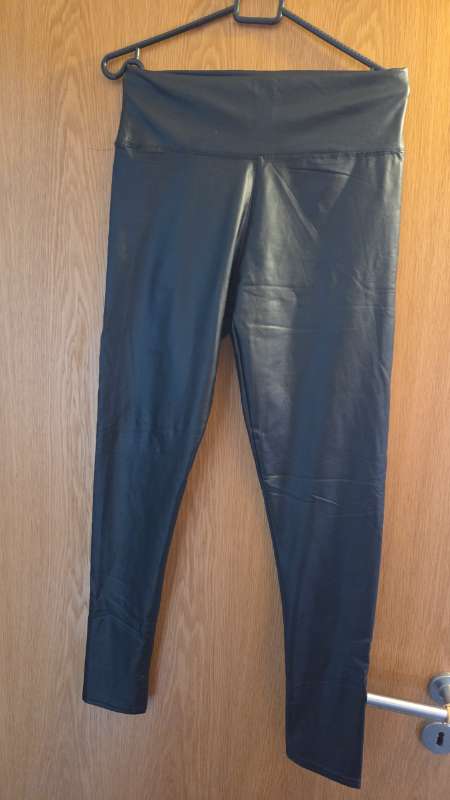 19 Pleður leggings