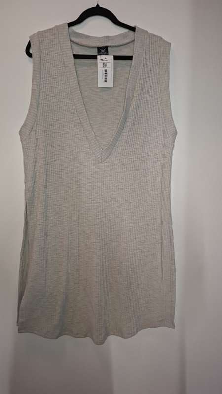 Ónotað kjólavesti