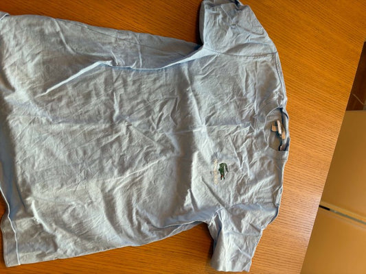 Lacoste ljósblar