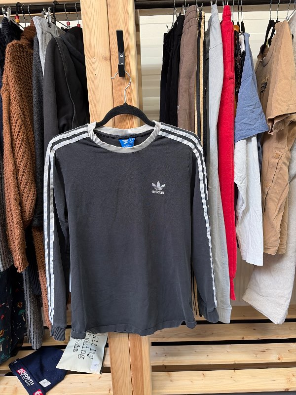 Adidas Langerma peysa