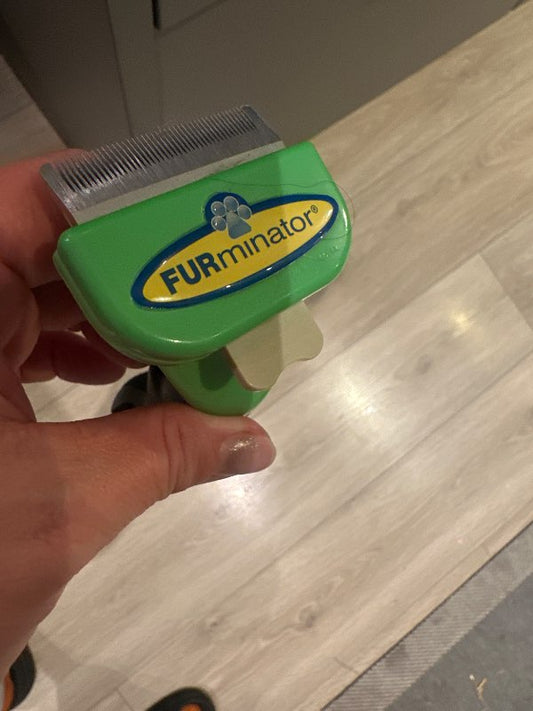 Furminator grænn kambur