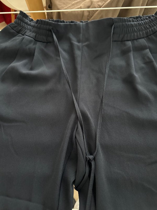 Zara buxur