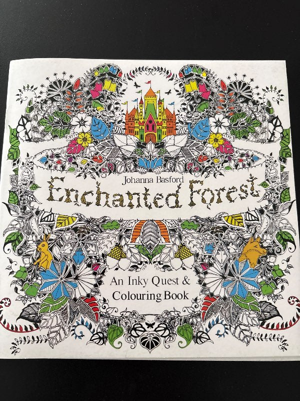 Enchanted Forest litabok