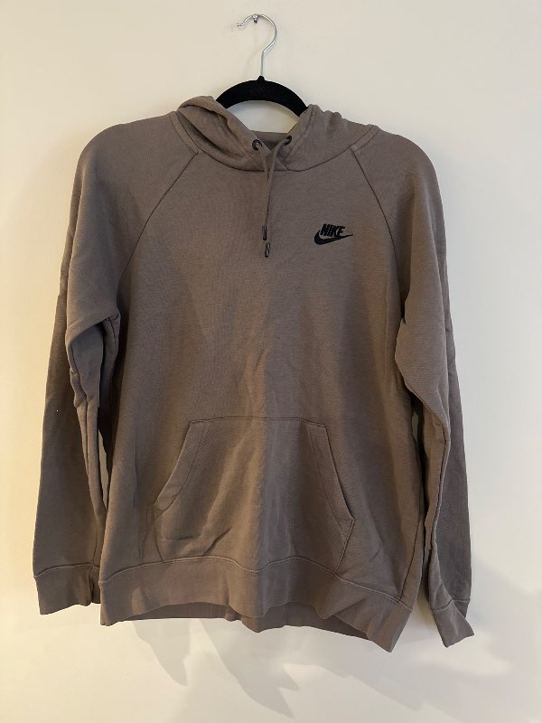Brún nike hettupeysa