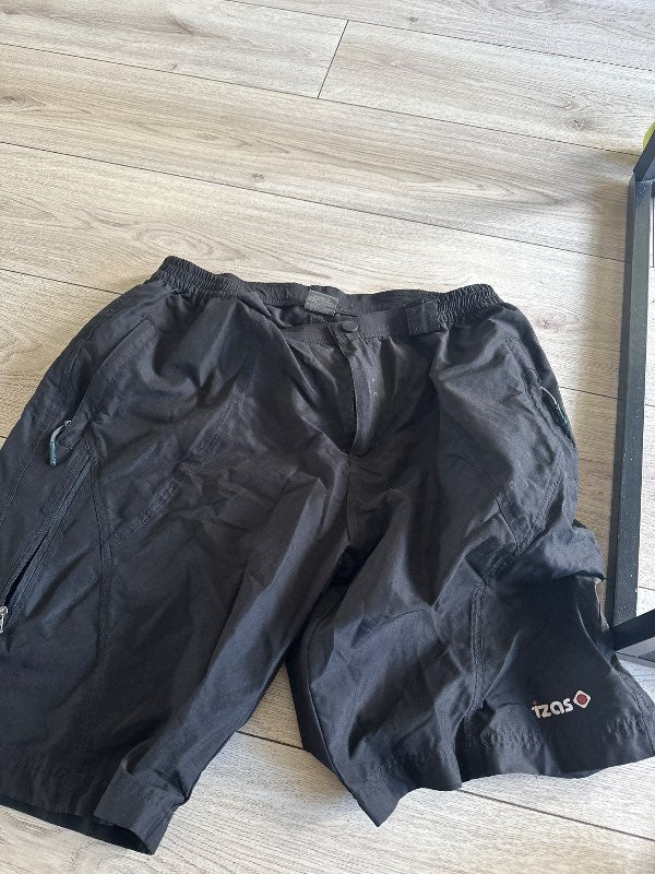 Izos herra stuttbuxur