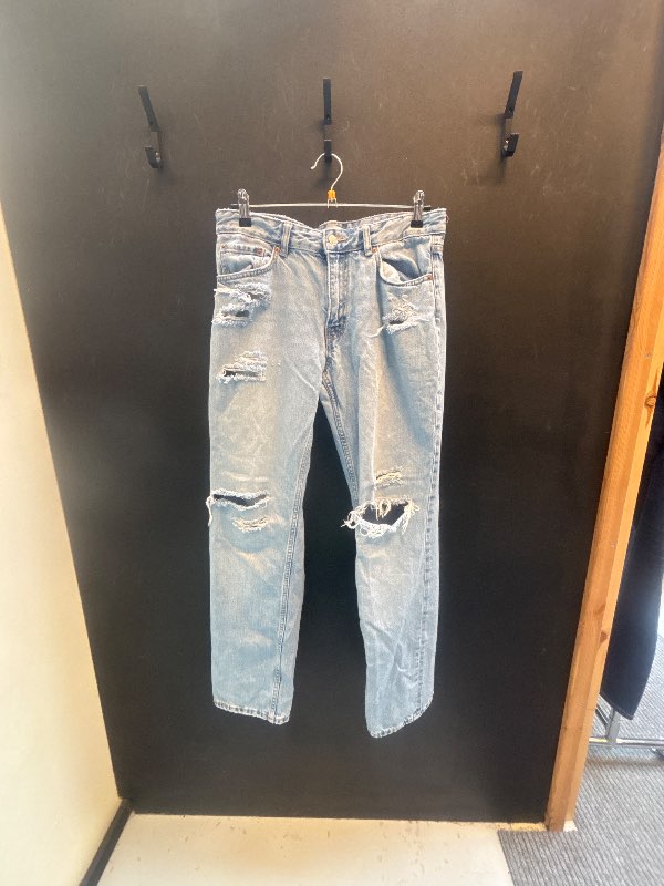 Gina rifnar jeans