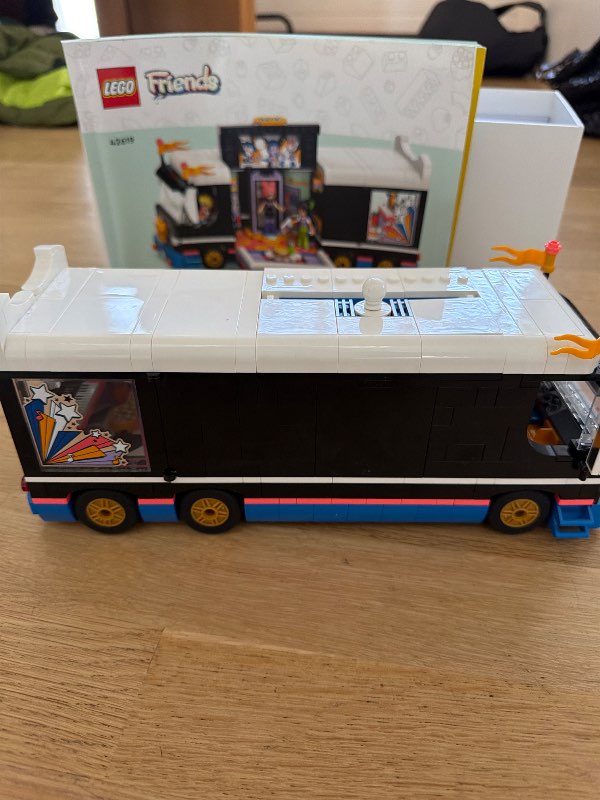 Lego Friends Bus