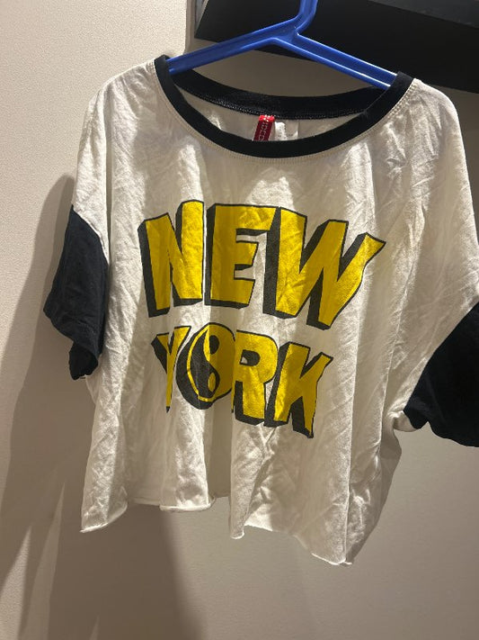 NÝ crop top