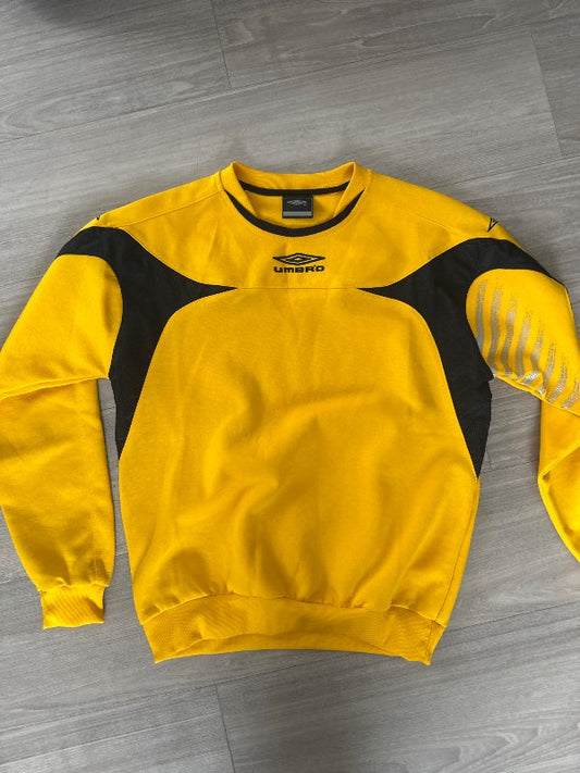S- umbro peysa
