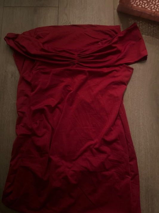 Rauður júník kjóll