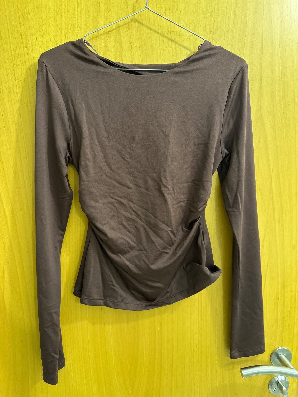 Gina tricot brúnn