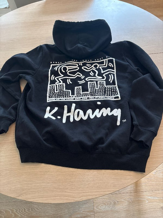 Svört hettupeysa- k.haring