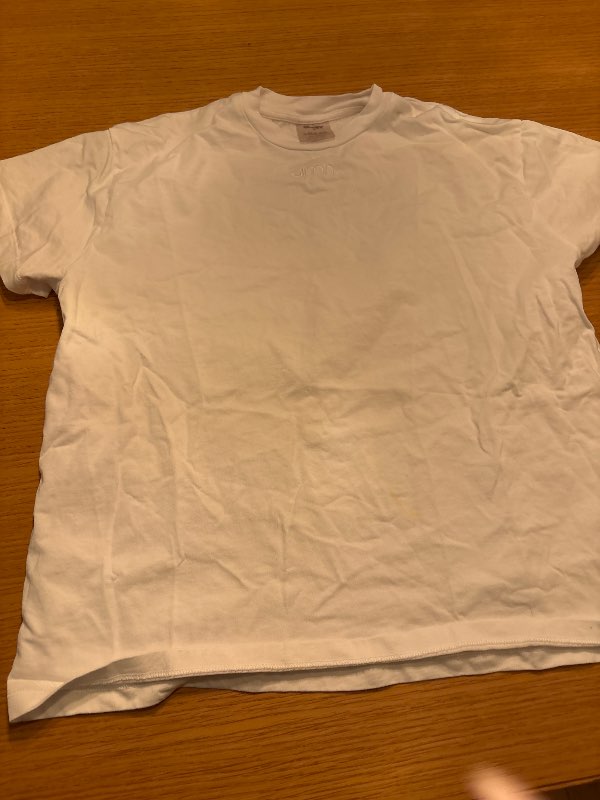 Aimin hvítur T-shirt