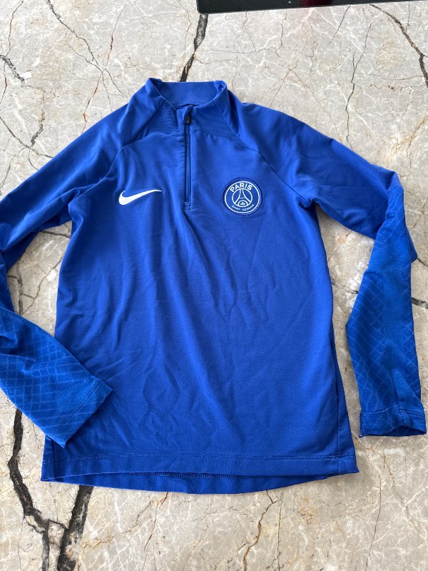 Nike peysa