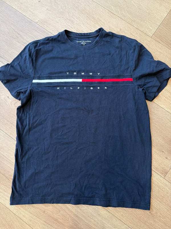 Tommy Hilfiger bolur