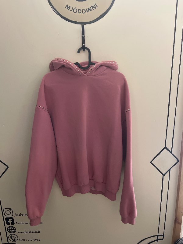 Bleik hettupeysa bershka
