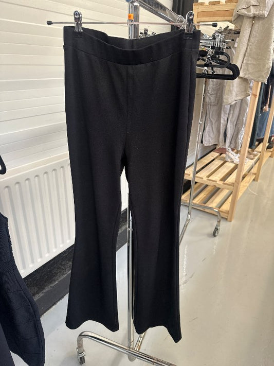 Svartar buxur Stradivarius