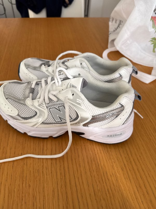 New balance 530 mjög litið notaðir