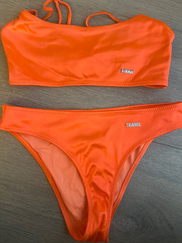 Triangle bikini