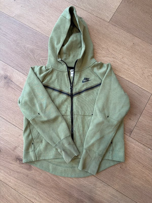 Nike Tech Fleece Peysa græn barna