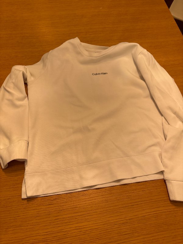 Calvin Klein hvít peysa