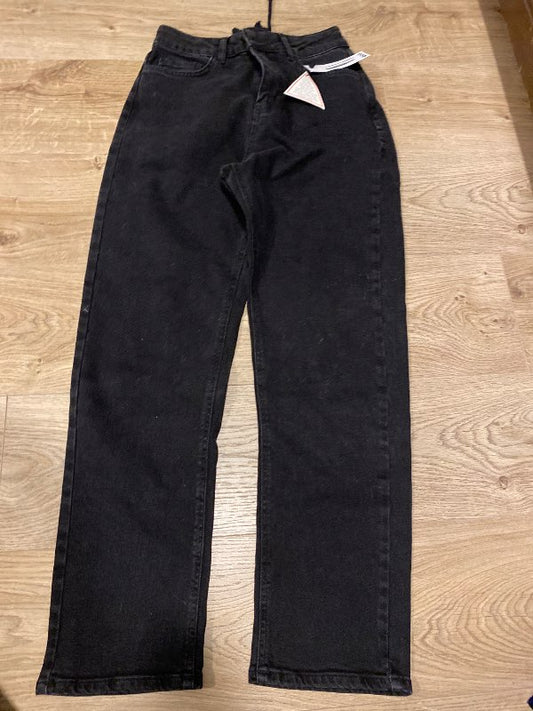 Boohoo sv. gallabuxur